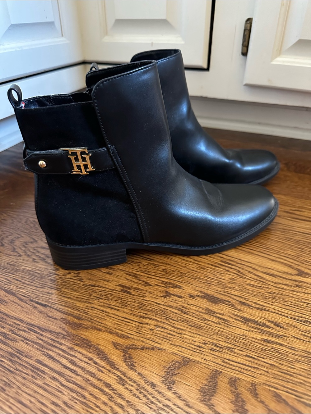Tommy Hilfiger Women’s Black Faux Leather & Suede Ankle Boots